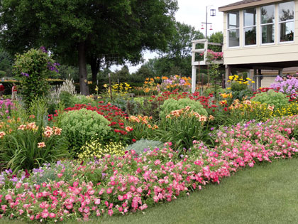 Photo of the Mick Reiker garden.